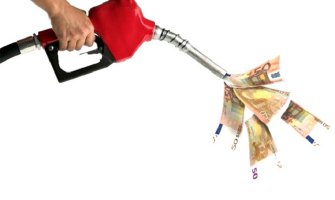 SNP: Kako će Vlada građanima vratiti novac od takse na gorivo?