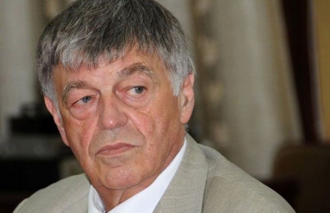 Princ Nikola: Svijet profita ne može biti u miru