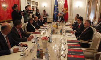 SDP, Demos i URA čekaju odgovor DPS-a o Tivtu