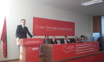 Ušli smo u luku sigurnosti i mira, ali naš brod je izranjavan