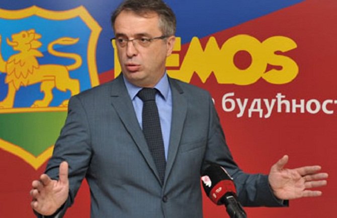 Danilović: Lekić proglašava vanredno stanje i 