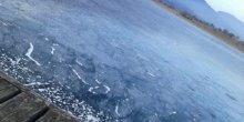 Zaleđeno Plavsko jezero i ove godine oduzima dah (Foto)
