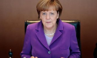 Merkel: Nošenje burki prepreka za integraciju
