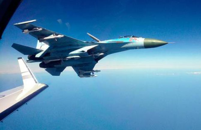 Ruski Su-27 presreo američki izviđački avion iznad Crnog mora