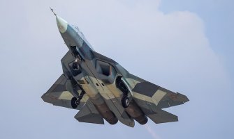 Rusija: Zamalo sudar suhoja i Putinovog aviona?