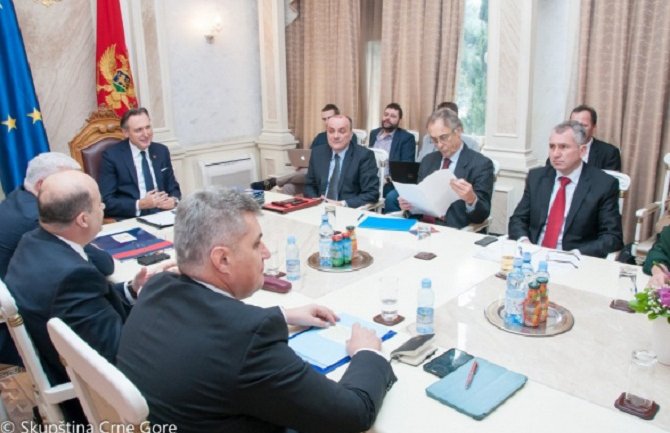 Sljedeća sedmica odlučujuća za parlamentarni dijalog