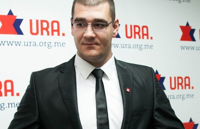 Krivična prijava protiv Vukice Jelić: Omogućila suprugu da prima platu, a ne dolazi na posao