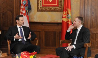 Hrvatskoj stalo da CG napreduje ka NATO-u