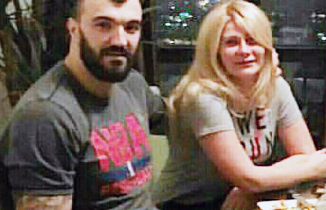 Osveta bivšeg dečka: Pekovićeva vjerenica na stubu srama! 