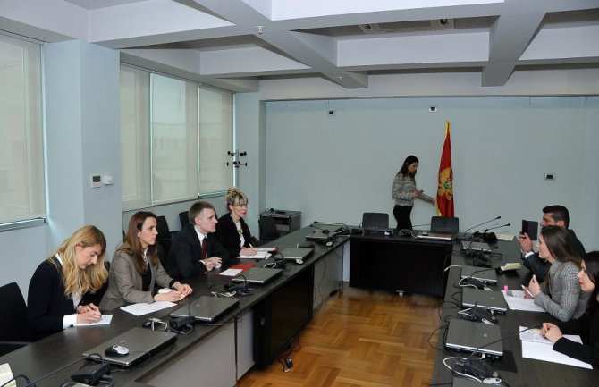 Dobri bilateralni odnosi upućuju na kontinuiranu saradnju CG i Albanije