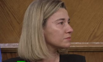 Visoka predstavnica EU zaplakala tokom govora o napadima u Briselu (VIDEO)  