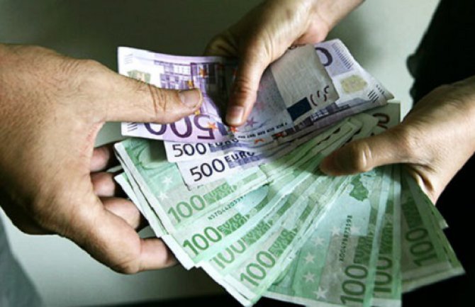Beograd: Službenici Opštine tražili od investitora 10 hiljada eura mita