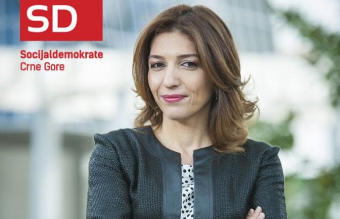 Tivćani da odluče u kom pravcu će se grad razvijati