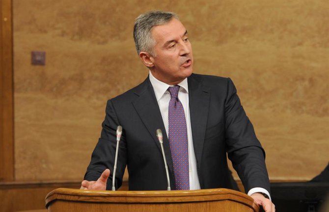 Đukanović u ponedeljak u Tirani na skupu NATO-a