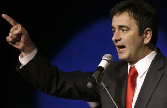 Medojević : Skupština kao kasarna