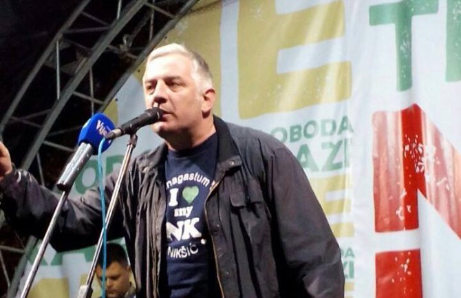 DF poziva opoziciju da ne potpišu Sporazum