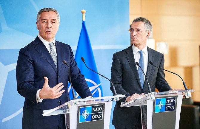 Đukanović sjutra u Briselu potpisuje protokol o ulasku Crne Gore u NATO