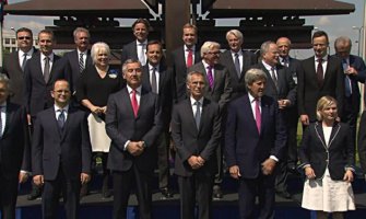 Strani zvaničnici čestitali predsjedniku Vlade Dan nezavisnosti