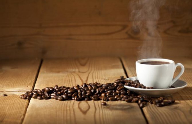 Žene treba da piju najviše tri šoljice kafe  