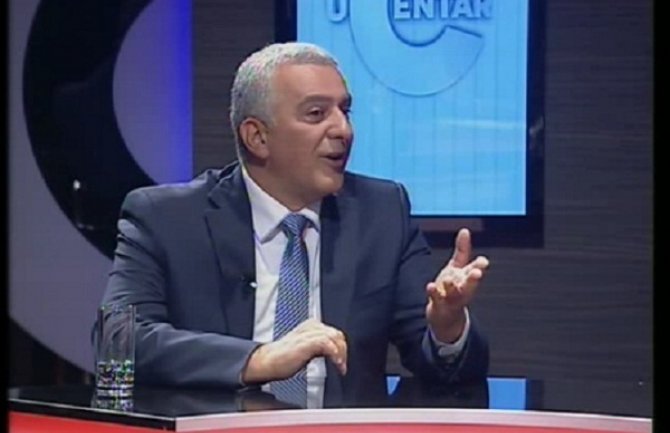 Mandić: Ambasade vodećih NATO država upravljaju Crnom Gorom