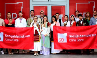 Rječnik podstiče podjele, najmanje što CANU može da se izvini građanima