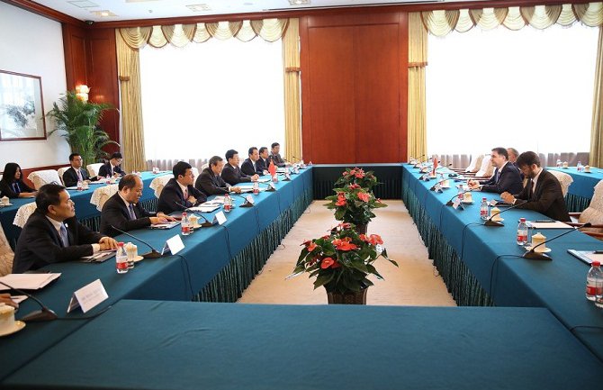 Kina podržava CG u izboru pravca razvoja i napora da postane članica EU