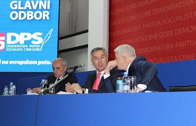 DPS 25 godina mudro i promišljeno nosi procese preobražaja Crne Gore 