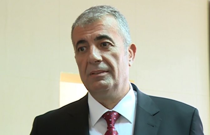 Jelić: Rječnik s ulice prenijeli u Parlament