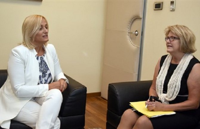 Pozitivna podržala Vladu i sačuvala mir i stabilnost CG