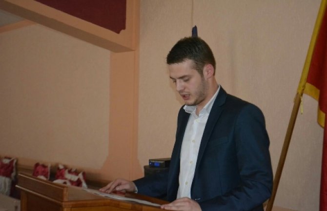 Predsjednik OO Savjeta mladih Rožaje Mustafa Ćatović