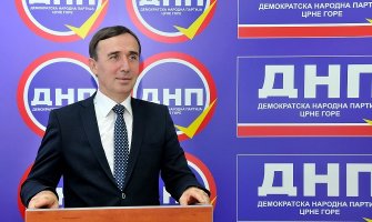 Lakušić: Samo DF može 