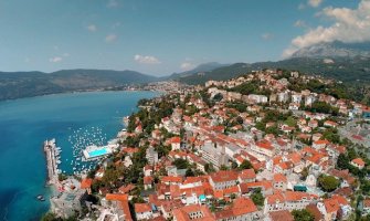 Uhapšeni Novljani koji su krali u zlatari u Gružu