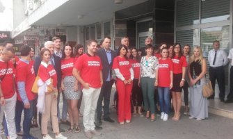 Čelnici DPS-a predali  listu za oktobarske izbore