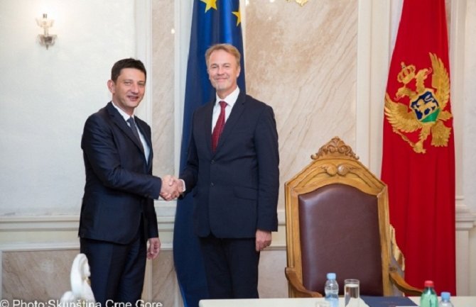 Skupština spremno dočekala izborni proces