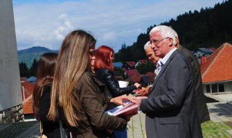 Kolašin: Verbalni napad na Demokrate, među napadačima i sin Medenice