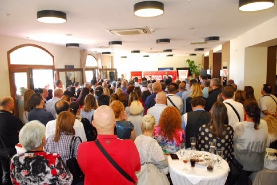 MiloDjukanovicuposjetiTivtu0410201604