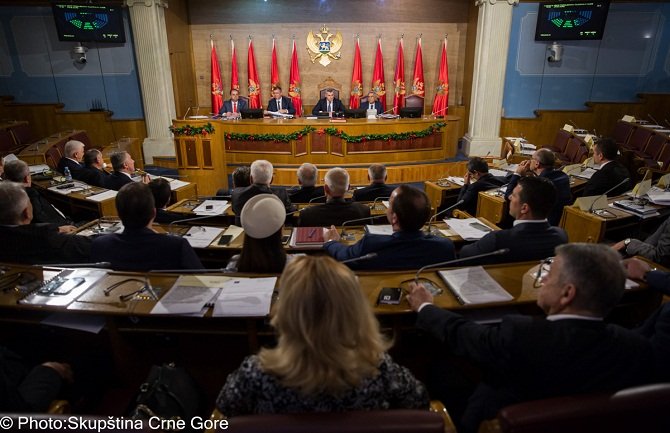 Liberali i Socijaldemokrate formirali klub poslanika u Skupštini