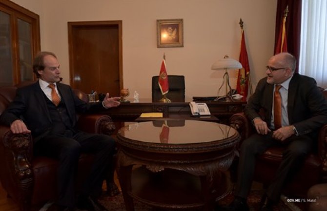 Njemačka, Velika Britanija i Mađarska nastavljaju da podržavaju CG na evroatlanskom putu