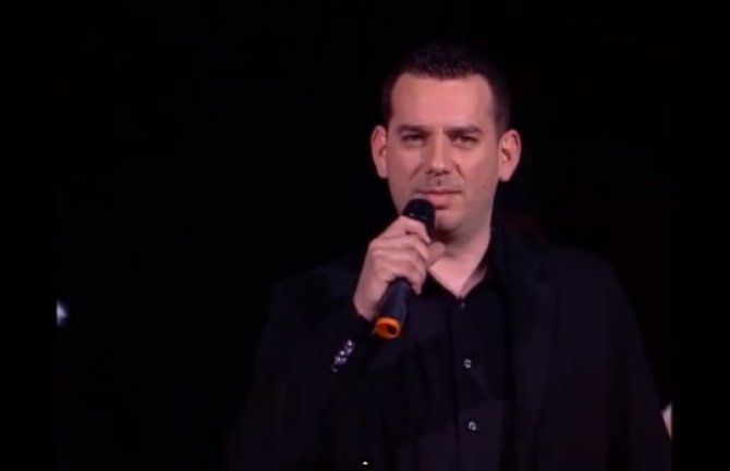 Uživajte u novim pjesmama Peđe Medenice (VIDEO)