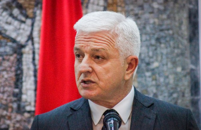 Vučić Markoviću: Nadam se da ćete doprinijeti daljem razvoju dobrosusjedskih odnosa 