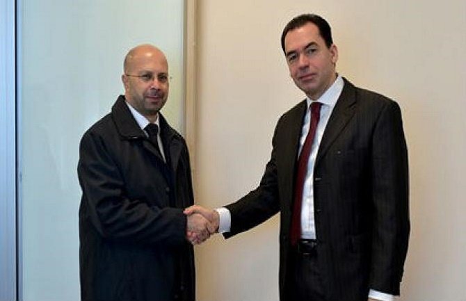 Mir i stabilnost ključni za društveni napredak