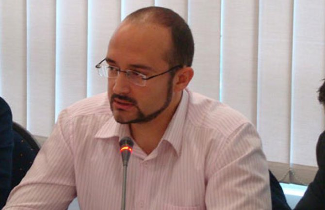 Pejak: Nije kraj vladinim mjerama, 