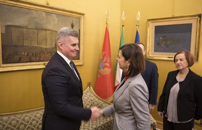 Saradnja sa Italijom sve jača