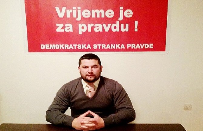 Perišić: Odluka Skupštine skandalozna, treba se izviniti građanima