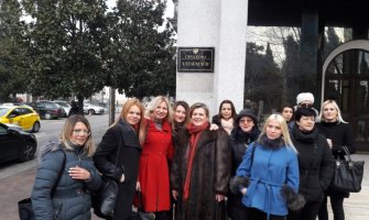 DNP:Smanjenje naknada majkama suprotno Ustavu, želimo da ispravimo nepravdu