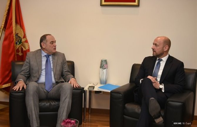 Zahvalnica UNICEF-u na promovisanju i zaštiti prava djece u Crnoj Gori