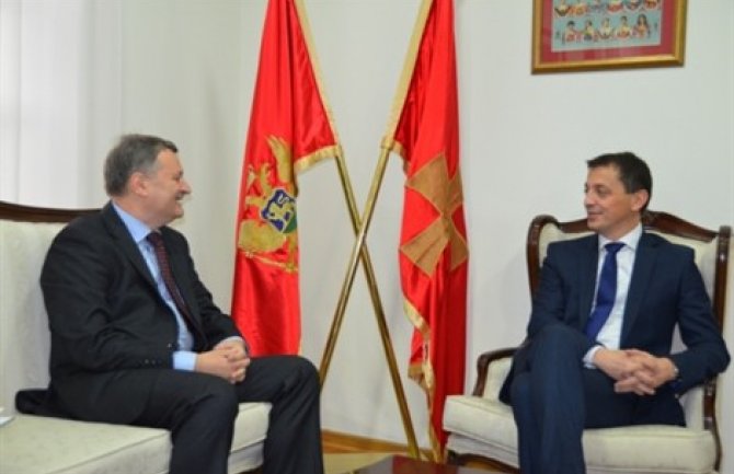 Puna podrška Rumunije u završnoj fazi evroatlantskih integracija Crne Gore