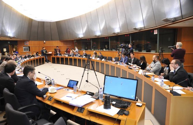  Milačić: Borba za referendum o NATO-u dio borbe protiv fašizma