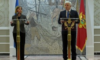 Marković: Bojkot parlamenta neprihvatljiv 