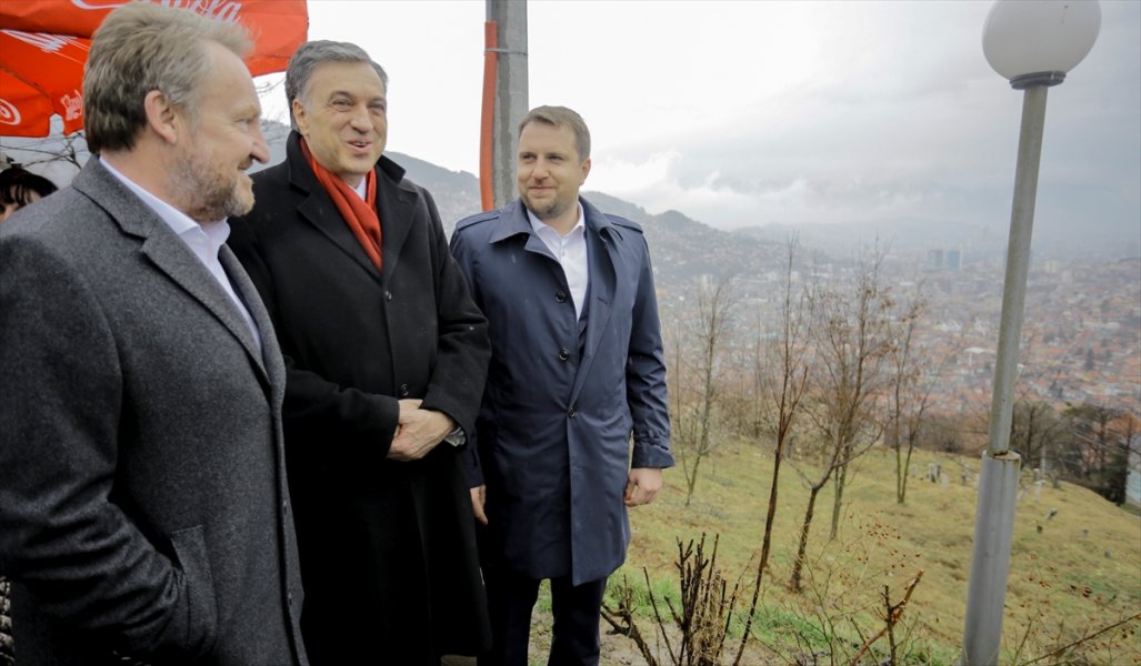 2017030722225379419601234Web